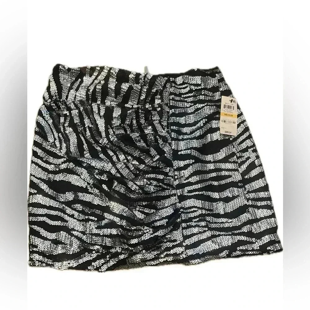 NWT medium black/silver sequin skirt